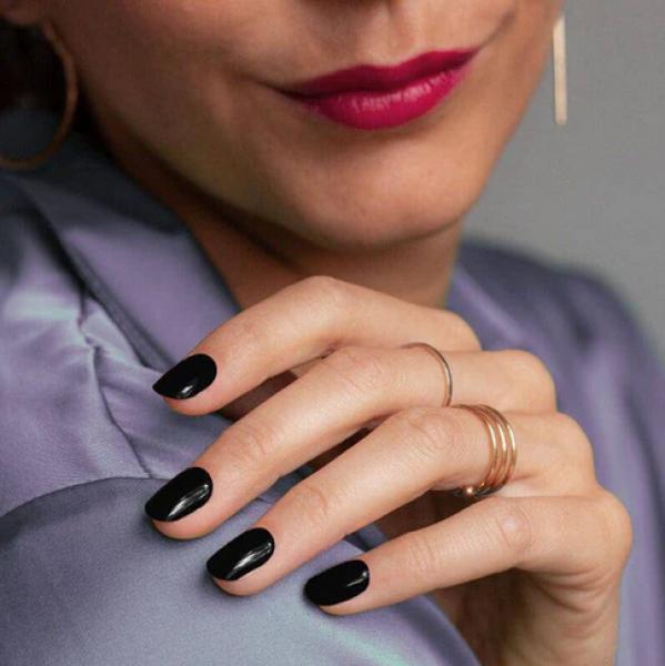 Actual product image MoYou London Gel Nail Strips Jet Black (Nail varnish dryer, Jet Black)