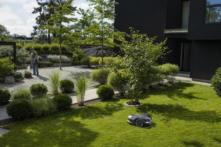 Actual product image Husqvarna Automower AM410XE NERA (1000 m²)