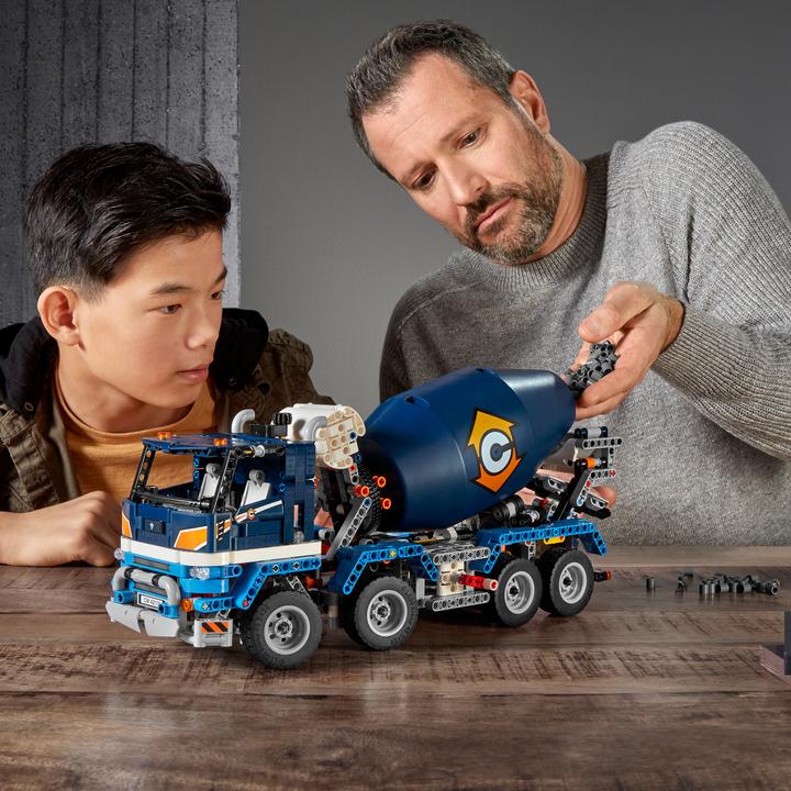 Produktbild LEGO Betonmischer-LKW (42112, LEGO Technic)