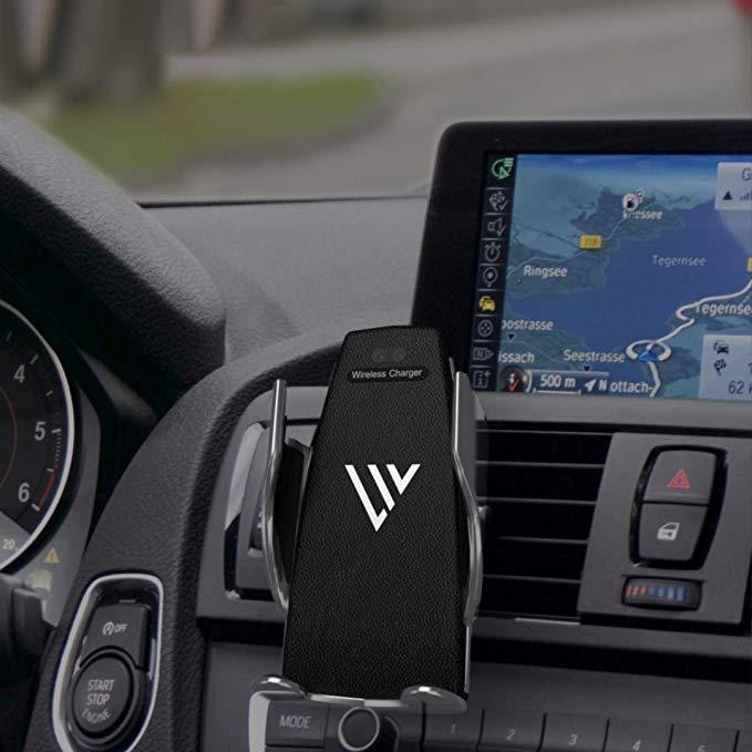 Actual product image PhoneLook Elegant mobile phone holder for the car Smart Sensor + Wireless charging incl. USB-C