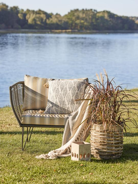 Immagine prodotto Bloomingville Cuscino Farida, Blu, Cotone (45 x 45 cm)