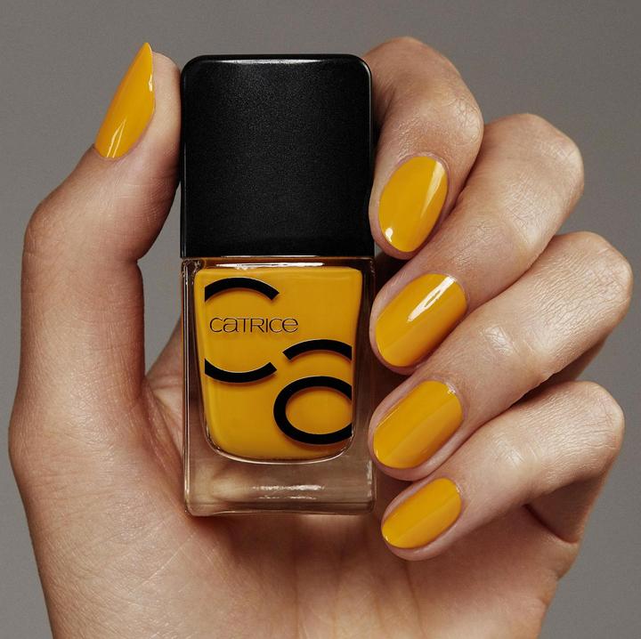 Actual product image Catrice ICONAILS Gel Lacquer (129, Gel-Effect Nail Polish)