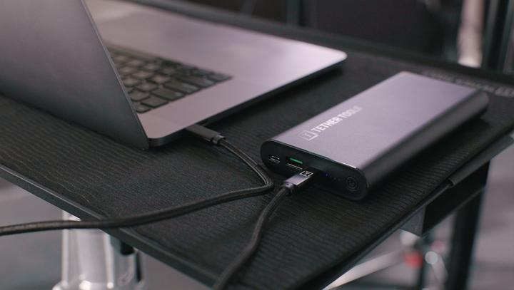 Produktbild Tether Tools ONsite USB-C 100W PD Battery Pack (25,600 mAh) (25.60 mAh, 150 W, 150 Wh)