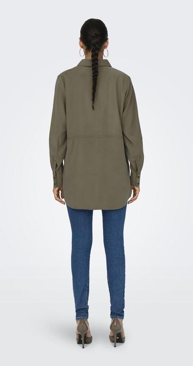 Image du produit JdY Coupe normale Col chemise Poignets retournés Coupe volumineuse des manches Chemise (XS)