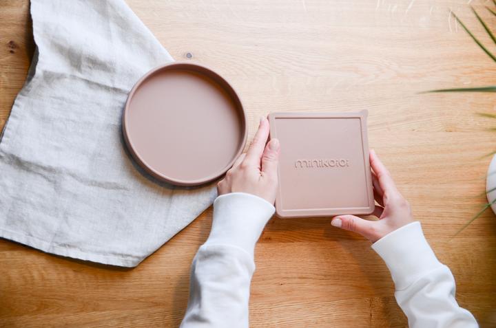 Actual product image Minikoioi Container for puree capsules with lid