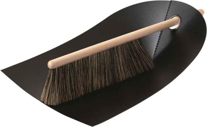 Hand brushes