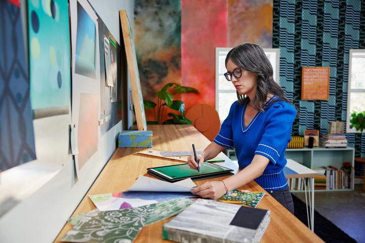 Produktbild HP Spectre x360 16-aa0780nz (16.16", Intel Core Ultra 7 155H, 32 GB, 2000 GB, CH)