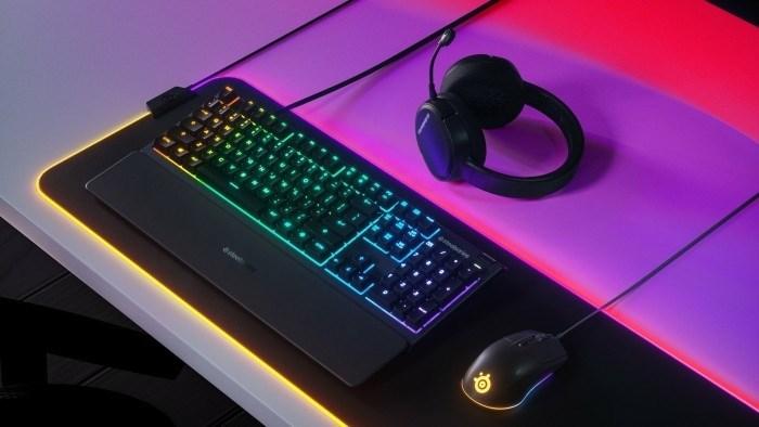 Actual product image SteelSeries Apex 3 (DE, Cable)