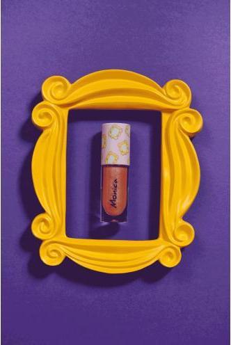 Actual product image Makeup Revolution X Friends (Monica)