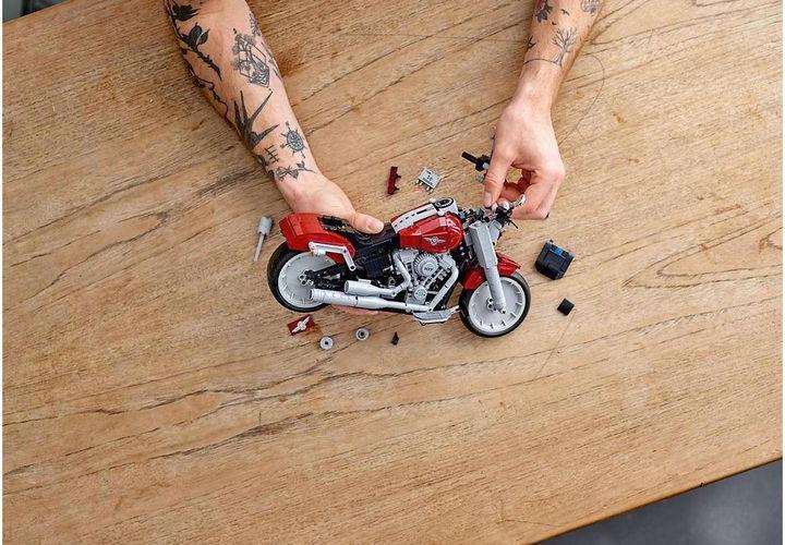 Actual product image LEGO Harley-Davidson Fat Boy (10269, LEGO Creator Expert)