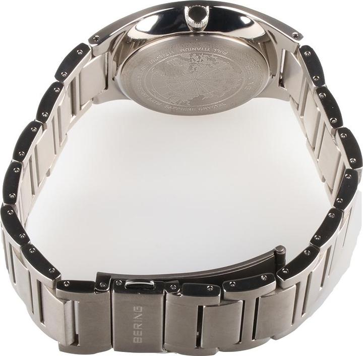 Immagine prodotto Bering Titanio (Orologio da polso analogico, 39 mm)