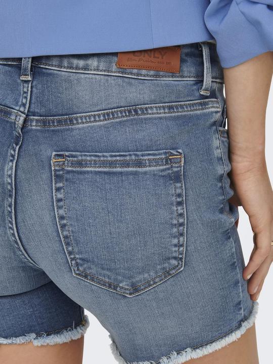 Actual product image Only ONLBlush Mid SK Jean Shorts (XL)