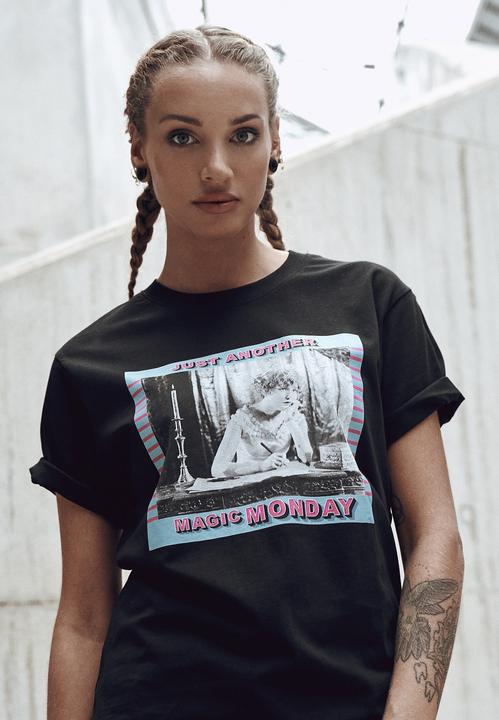 Actual product image Merchcode Ladies Magic Monday Tee (S)