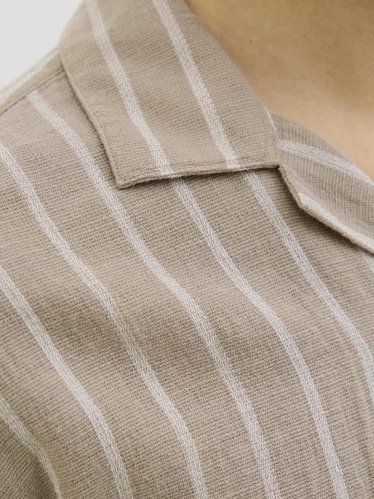Image du produit Jack & Jones Jjeenzo Stripe Resort Shirt Ss Sn (XS)