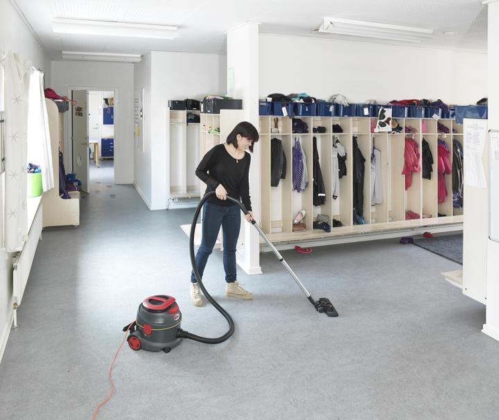 Actual product image Nilfisk Dry Vacuum Cleaner Viper DSU8-EU1/HEPA/8L 880 W (Dry vacuum cleaner)