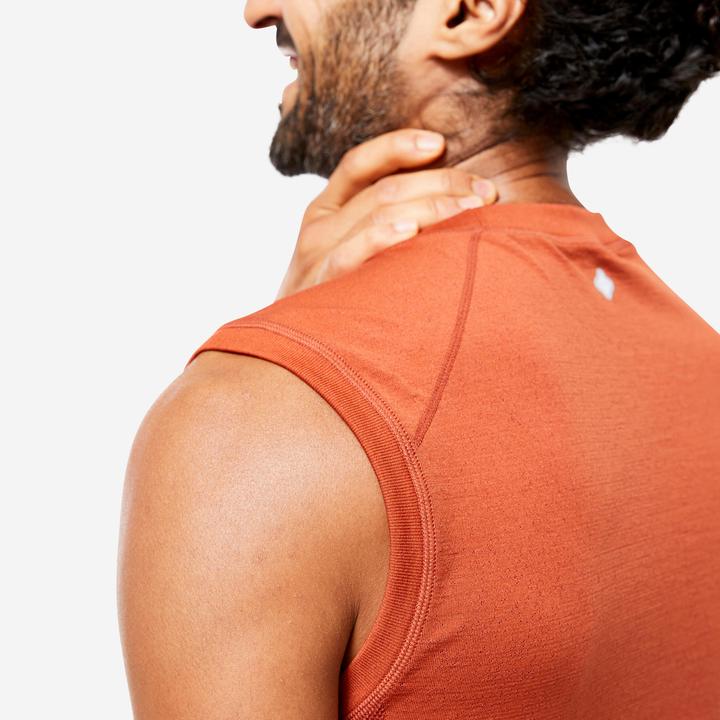 Actual product image Kimjaly Men's seamless yoga tank top - brown