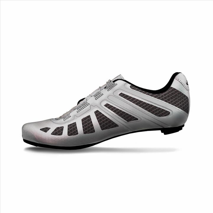 Actual product image Giro Imperial (45)