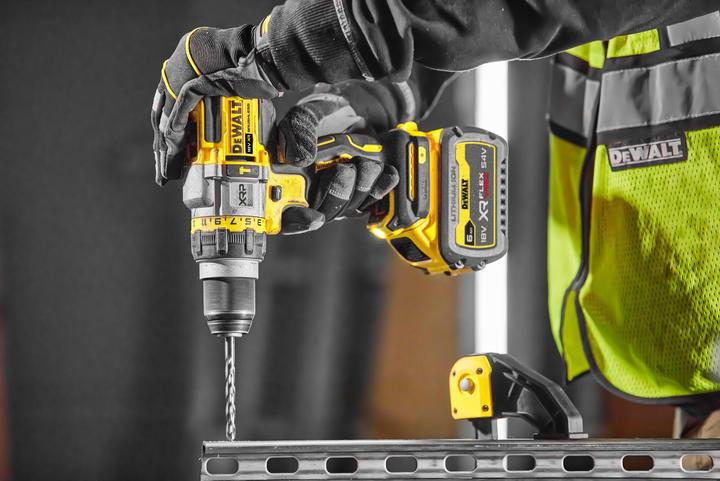 Actual product image DeWalt DCD999NTXJ (Rechargeable battery operated)
