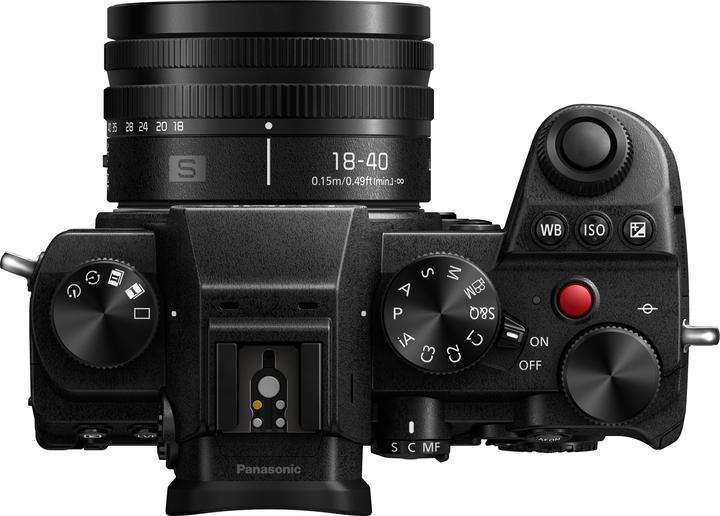 Produktbild Panasonic DC-S5D Kit (18 - 40 mm, 24.20 Mpx, Vollformat)