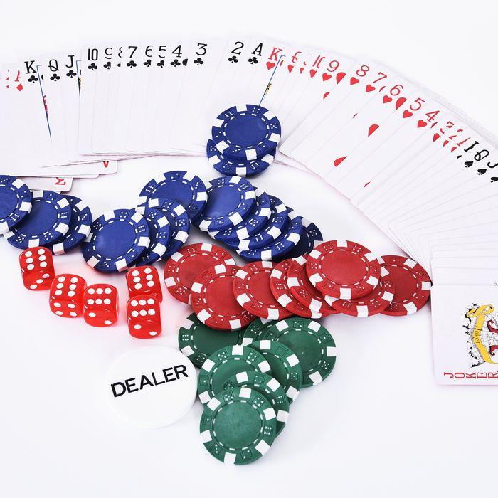 Immagine prodotto Swisshandel24 Valigetta da poker Set da poker 300 fiches 2x pacchetto di carte 5x dadi 1x valigetta in alluminio