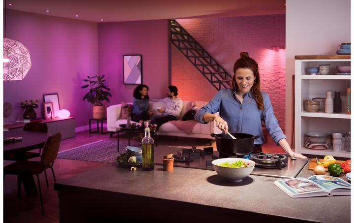 Actual product image Philips Hue Starter Kit (E27, 9 W, 1055 lm, 3 x, F)