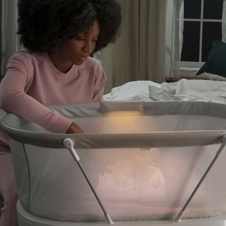 Produktbild Fisher-Price Premium Babybett mit Smart Connect