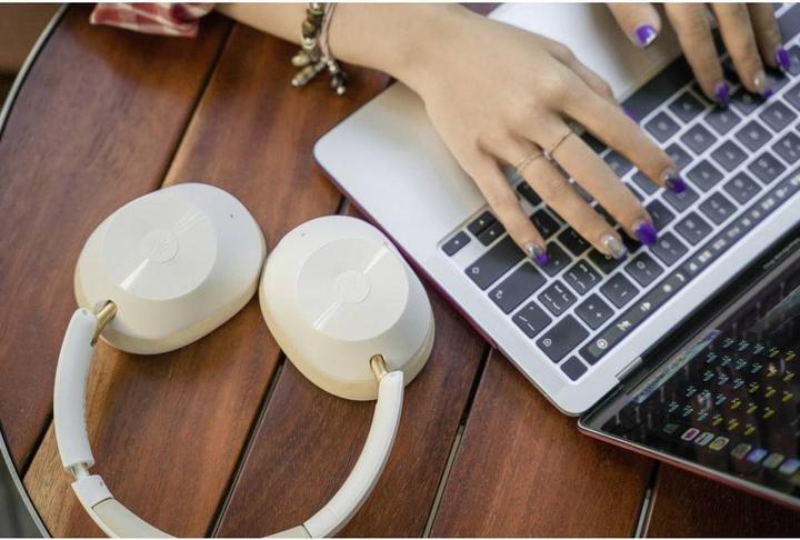 Immagine prodotto OneOdio Handy Over Ear Kopfhörer Bluetooth® Weiss Noise Cancelling (ANC, 75 h, Senza fili)