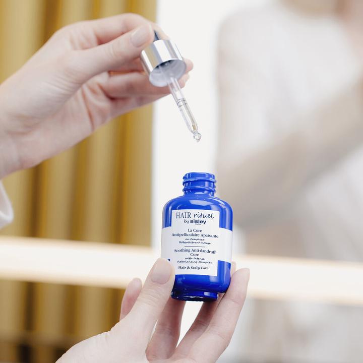 Actual product image Hair Rituel by Sisley La Cure Antipelliculaire Apaisante (60 ml)