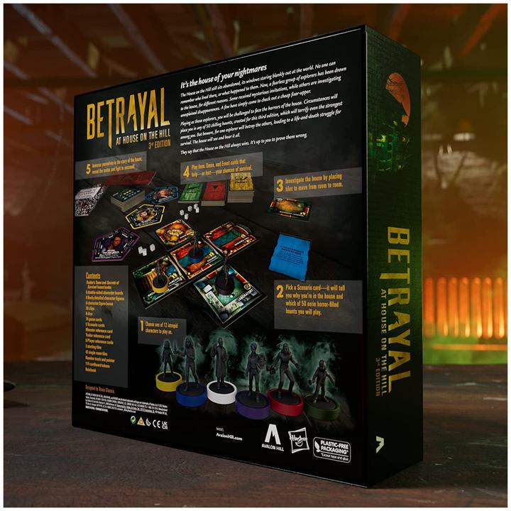 Produktbild Hasbro Gaming Betrayal at House on the Hill: 3rd Edition (Englisch)