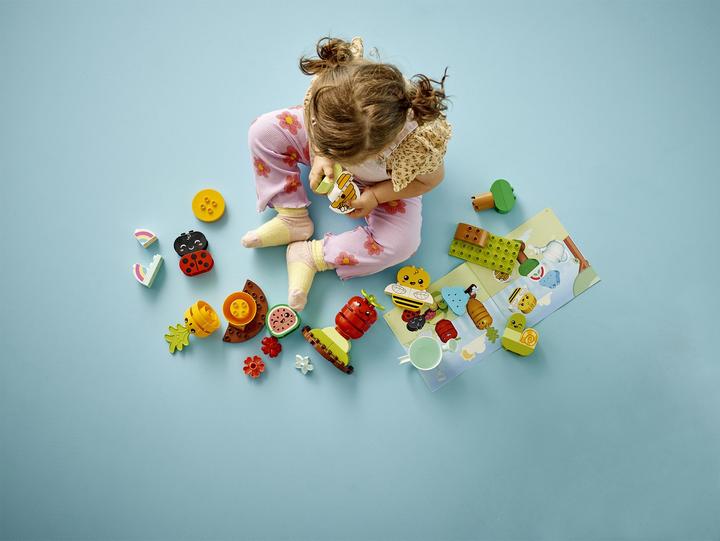 Actual product image LEGO Organic garden (10984)