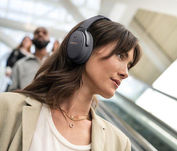 Immagine prodotto Bose QuietComfort 45 Limited Edition (ANC, 24 h, Cablato, Senza fili)