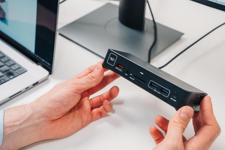 Produktbild Verbatim Pro CDS-15 (USB-C, 15 Ports)