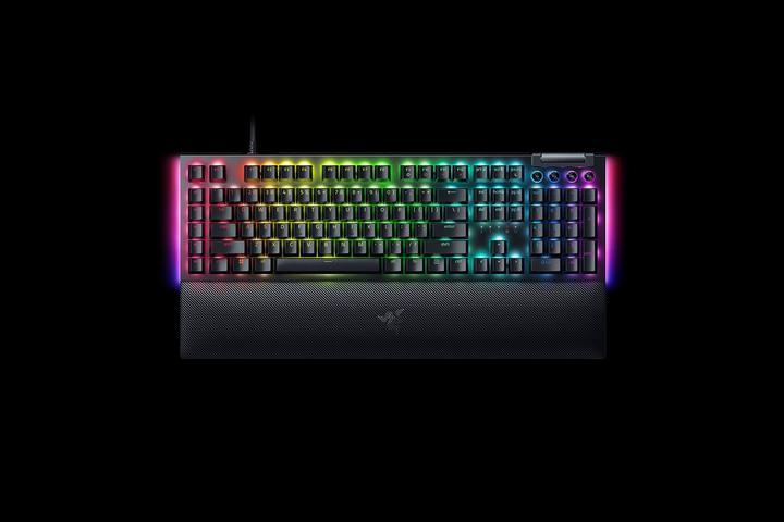 Actual product image Razer Klawiatura BlackWidow V4 Green (RZ03-04690100-R3M1) (US, Cable)