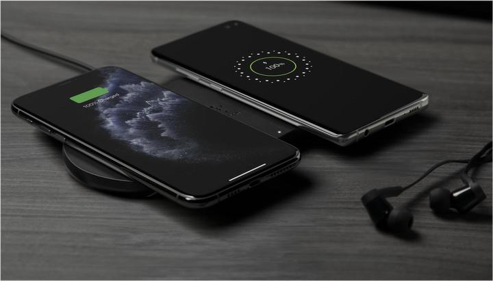 Image du produit Belkin Dual Wireless Charging Pad mit Netzteil (10 W)