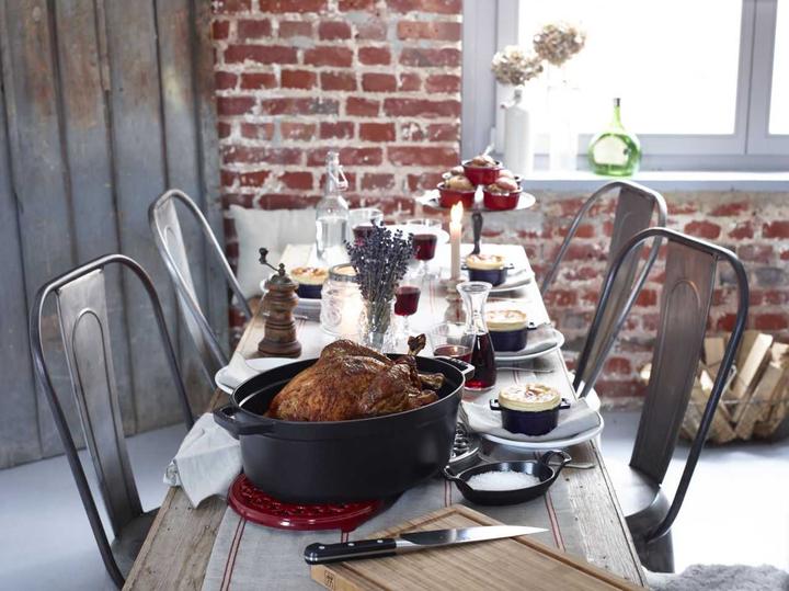 Actual product image Staub Cocotte (33 cm, Casserole + Stewpot, Cast iron, Enamel)