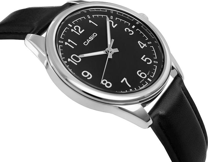 Actual product image Casio Standard (Analogue wristwatch, 40 mm)