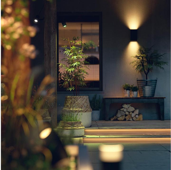Actual product image Philips Hue Resonate Base (1200 lm)