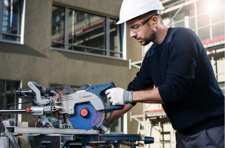Produktbild Bosch Professional Zubehör Kreissägeblatt Expert for Aluminium, 254 x 30 x 2,8 mm, 80