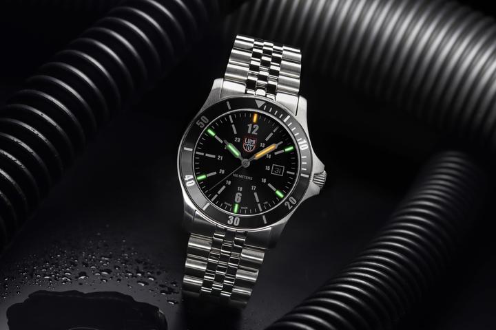 Image du produit Luminox SPORT TIMER 0910 SERIES (Montre de sport, 42 mm)
