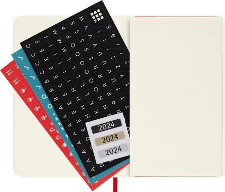Actual product image Moleskine 18 months weekly note calendar 2023/2024, Pocket/A6, 1 Wo = 1 page, right lined (A6, English)