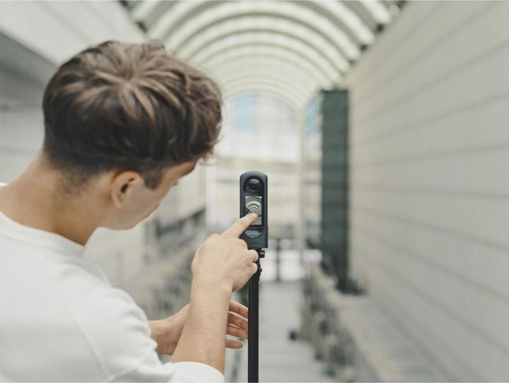 Image du produit RICOH Theta X 2023 (30p, Bluetooth, WiFi)