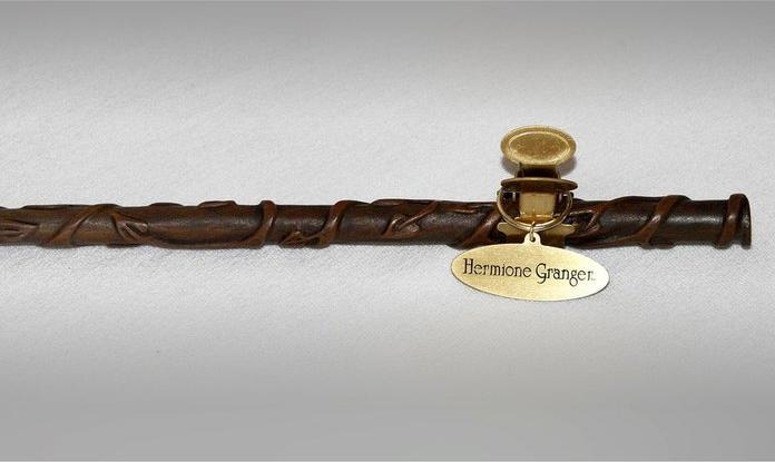 Actual product image Noble Collection Harry Potter Wand Hermione Granger (Character Edition)