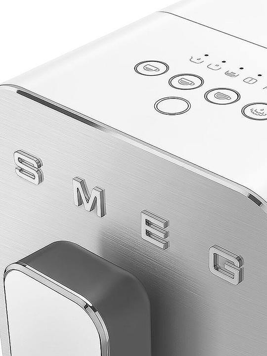 Actual product image Smeg BCC12WHMEU