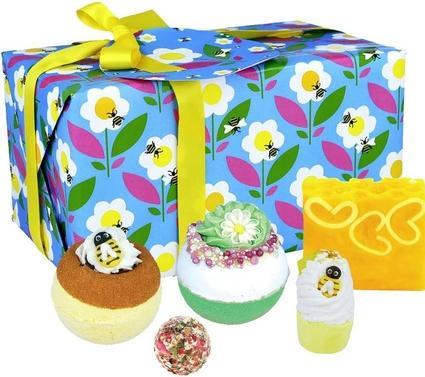 Produktbild Bomb Cosmetics Just Bee Yourself 5 Stück handgefertigtes Badeset (Haarpflege set)