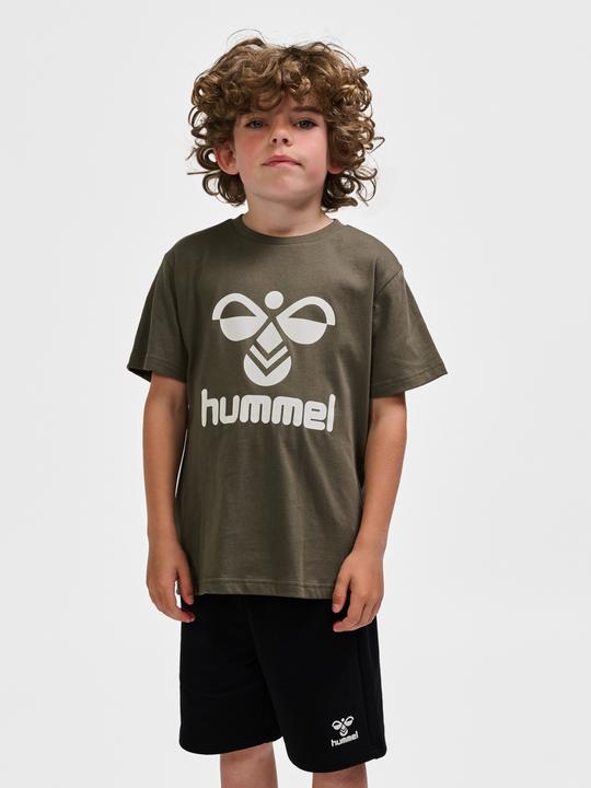 Actual product image hummel hmlTRES T-SHIRT S/S (122)