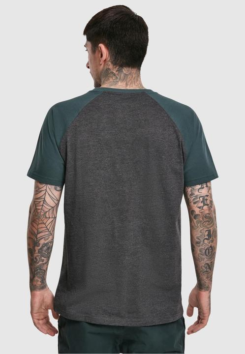 Actual product image Urban Classics Raglan Contrast Tee (5XL)