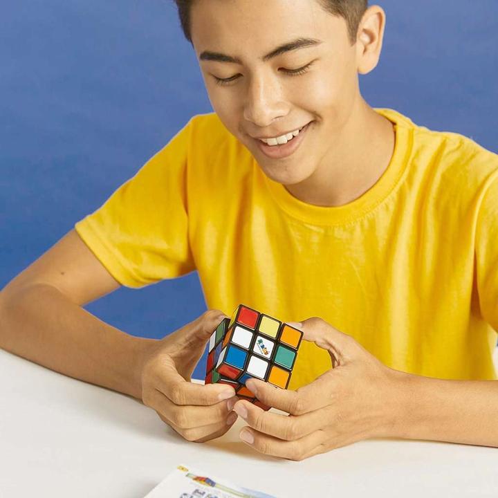 Actual product image Thinkfun Rubik's Cube (3 x 3)