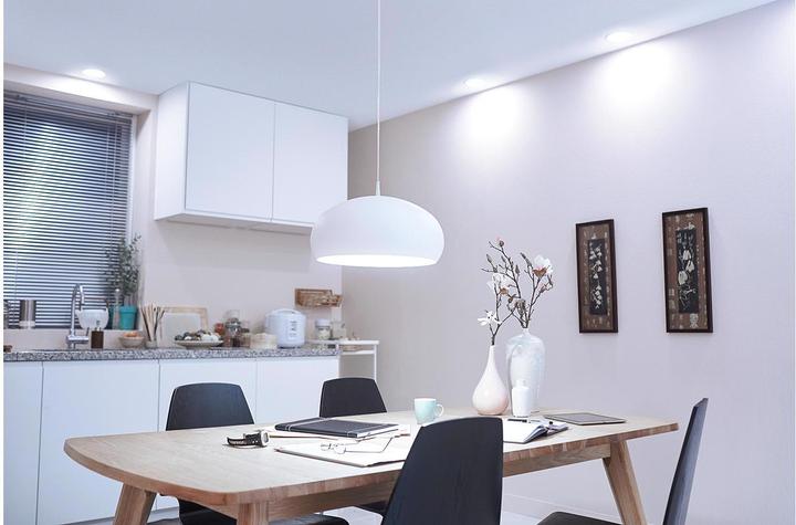 Actual product image Philips Lamp 9.5 W (68 W) E27 Warm white (E27, 9.50 W, 950 lm, 1 x, F)