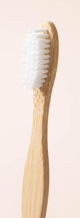 Actual product image Noya Bamboo Toothbrushes Set of 6 (6 x)