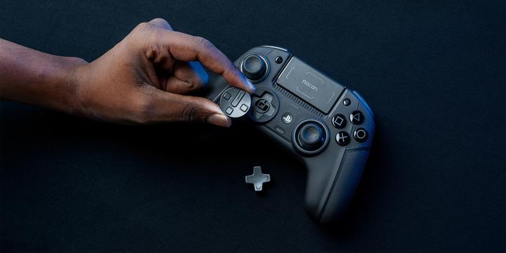 Actual product image Nacon Gaming Revolution 5 Pro (PC, PS4, PS5)